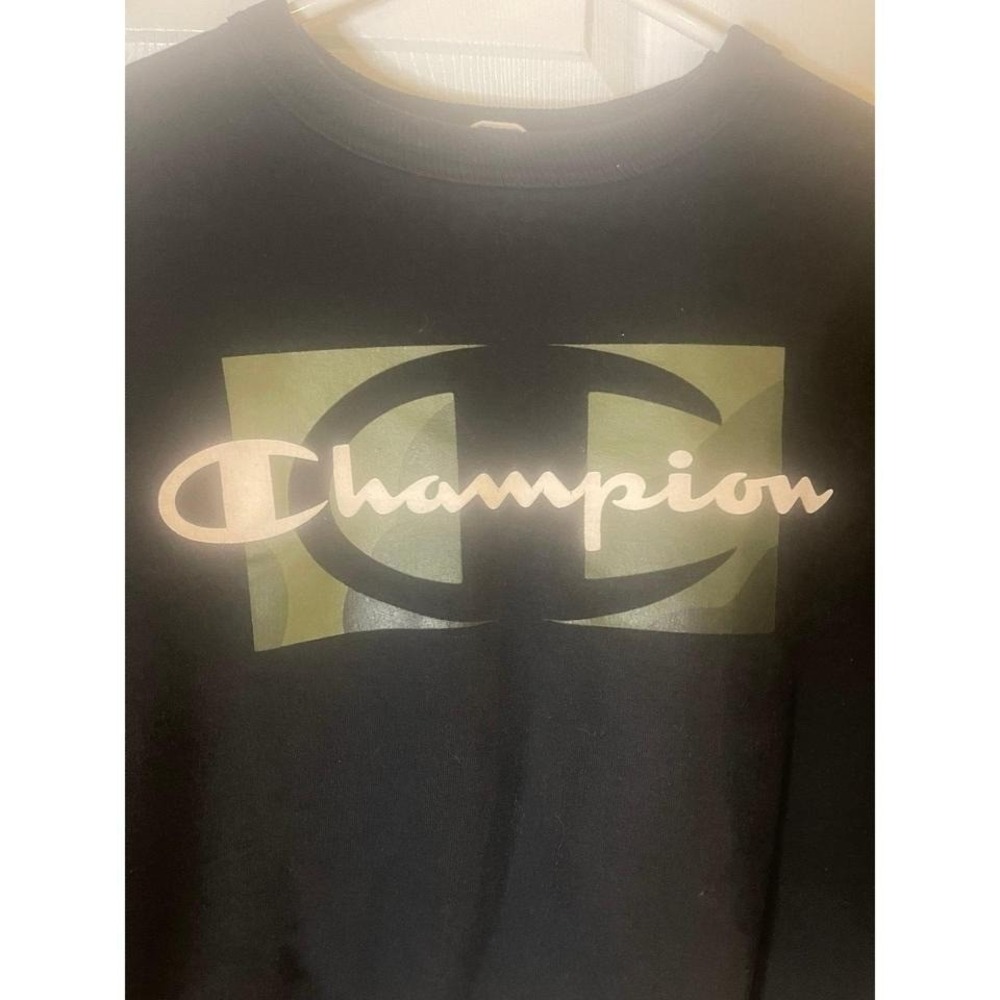 Champion Black w Camo Logo Graphic Crewneck Men's Medium‎ Sweater Top - Picture 3 of 5